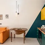 Guesthost - Bright Terrace Near Sanremo