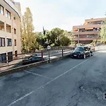 Guesthost - Bright Terrace Near Sanremo