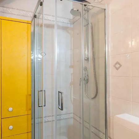 Apartment Guesthost - Bright Terrace Near Sanremo