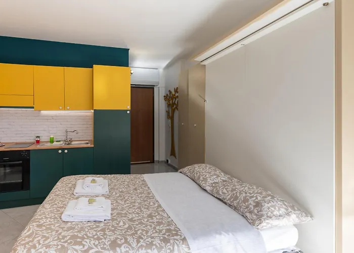 Guesthost - Bright Terrace Near 圣雷默