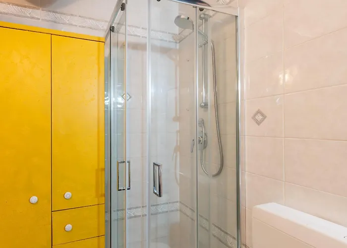 公寓 Guesthost - Bright Terrace Near 圣雷默